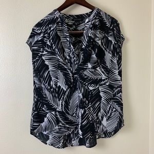 Banana Republic Top Size Medium
